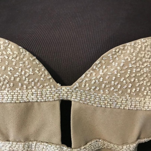 LANDMARK - Picture 2 of 8